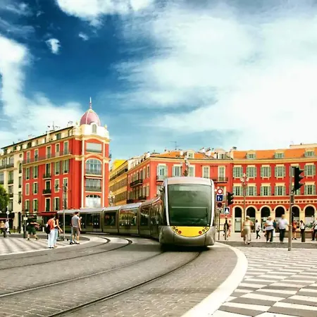 A 2 Pas De La - Centre - Wifi - Climatisation - Tram Apartman *